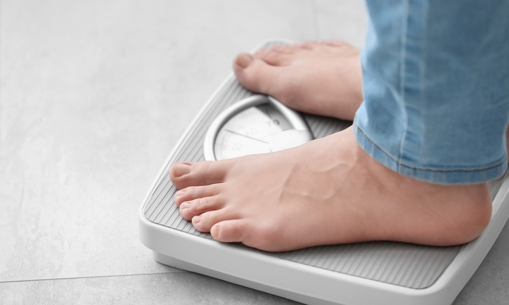 هل يزيد الوزن بعد استئصال الغدة الدرقية